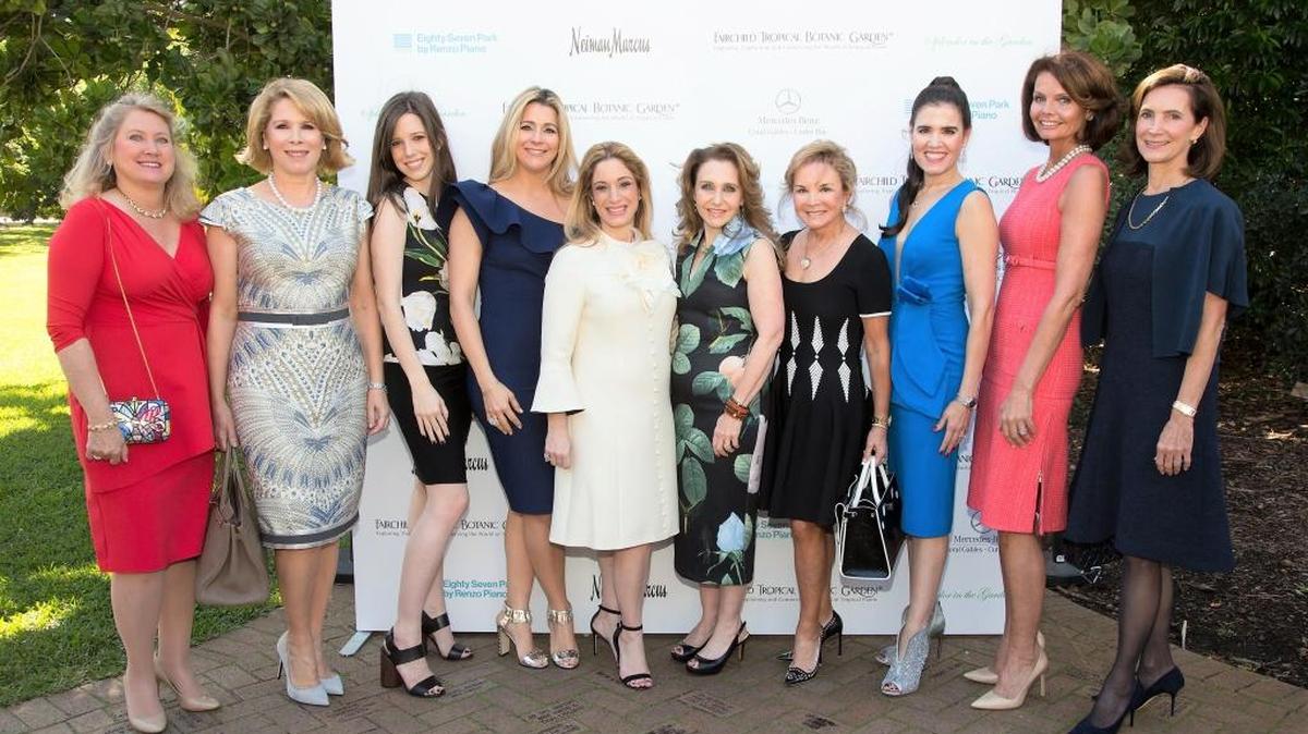 Susan Abraham, Barbara Hevia, Brittany López Slater, Daysi Johansson, Marisa Toccin Lucas, la Dra. Felicia Knaul, Swanee DiMare, Ana Veiga Milton, Lydia Touzet y Frances Sevilla-Sacasa.