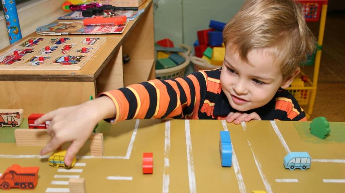 La guardería infantil es el primer escenario donde los niños comienzan a practicar sus habilidades sociales y a desarrollar modelos efectivos.