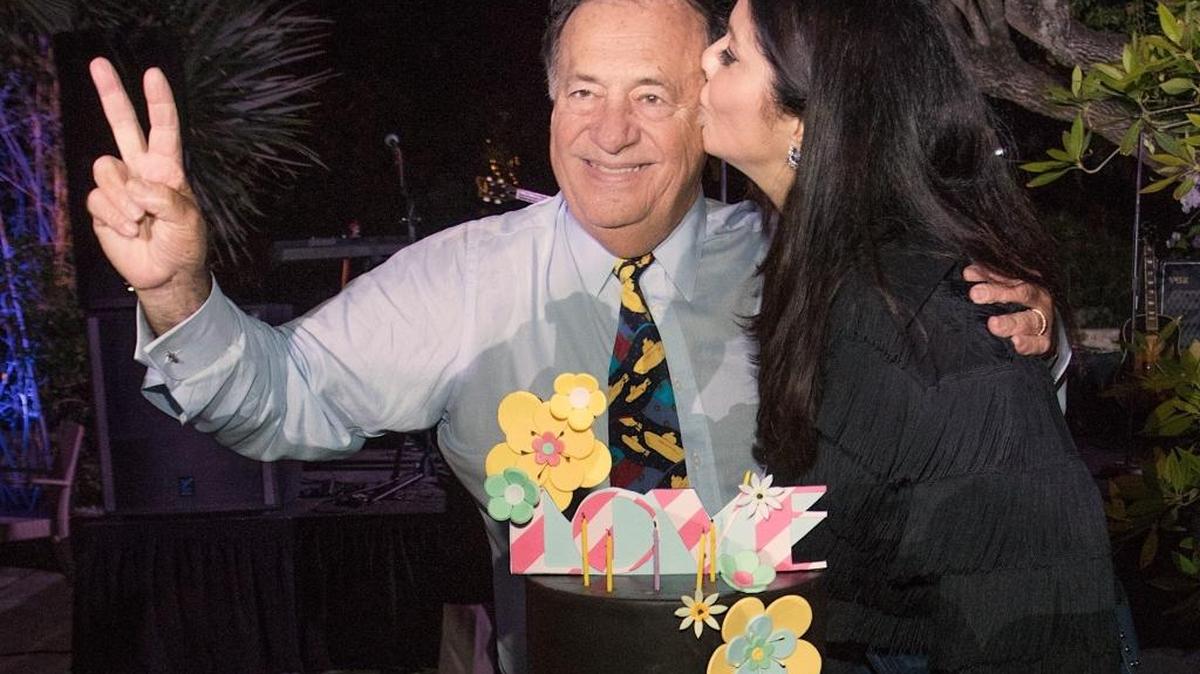 Los dos cumpleañeros, Jeff y Yolanda Berkowitz.