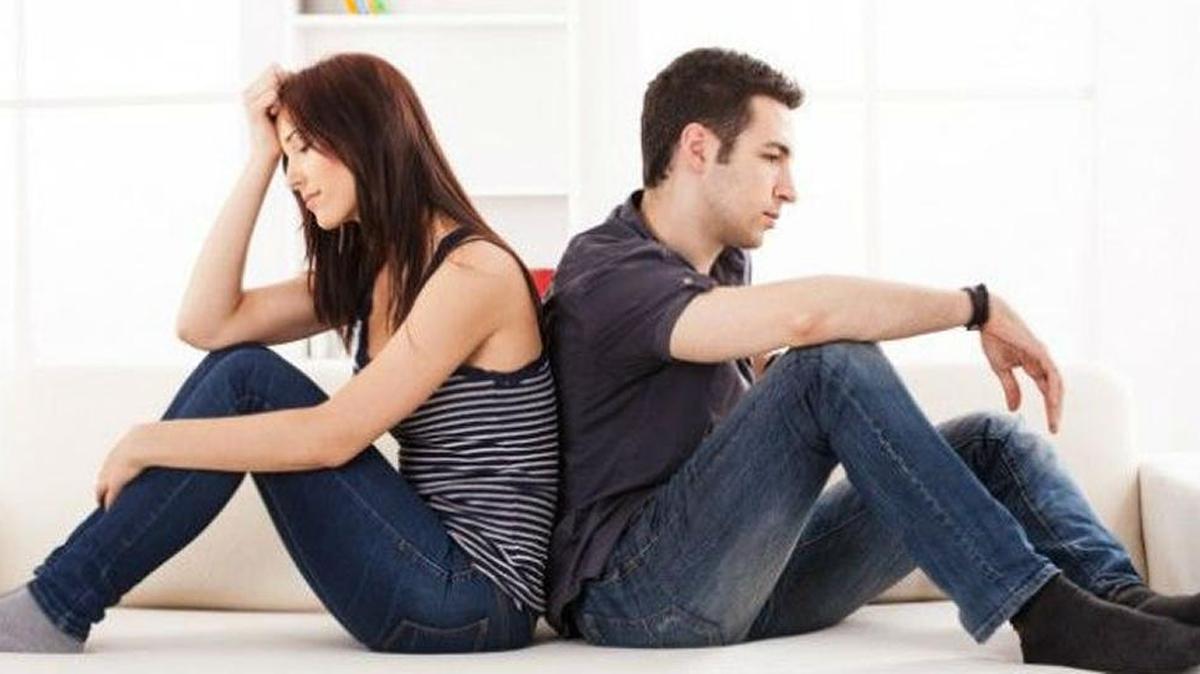 Date tu lugar, abraza tu dignidad de mujer; sepárate y déjalo ir.