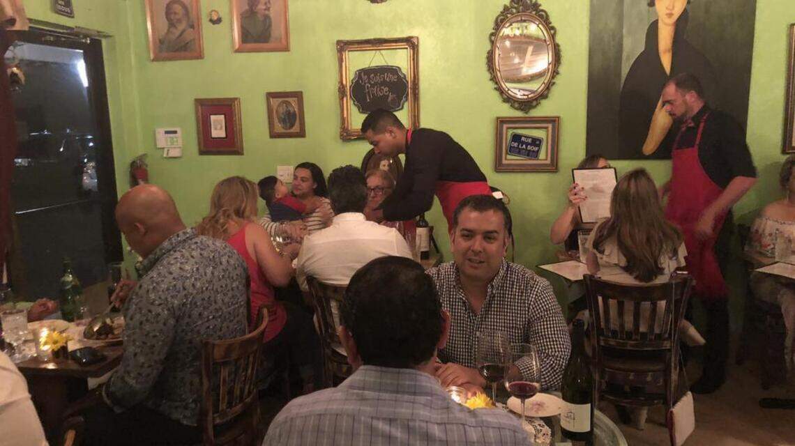 París en Hialeah